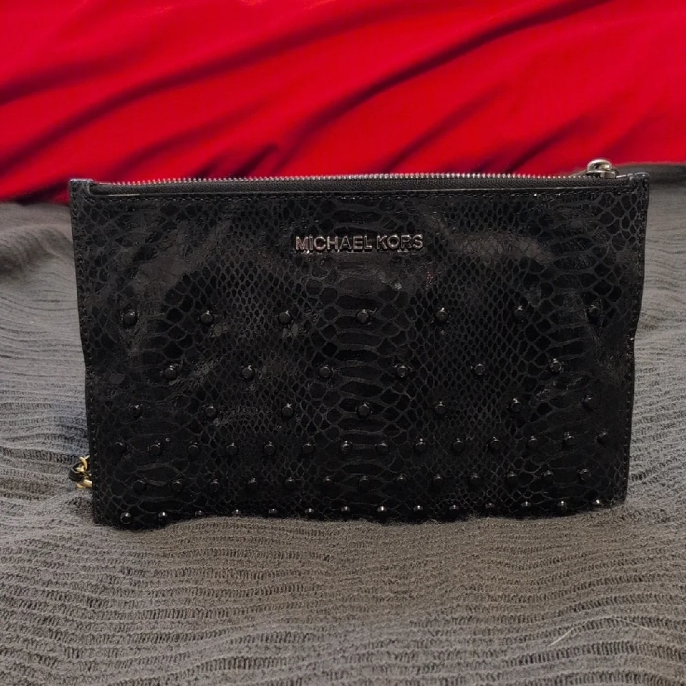 Michael Kors Rhea Black Embossed Snake-Print Clutch‎ Bag Pouch Python